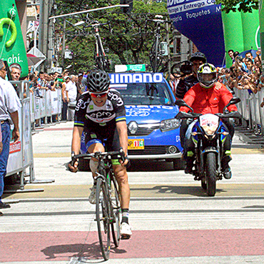 Oscar Sevilla ganador de tercera etapa de Vuelta a Antioquia