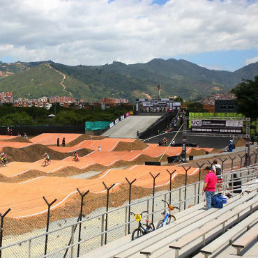 El gerente de la FCC habló con la Revista Mundo Ciclístico antes del inicio del mundial de BMX en Medellín