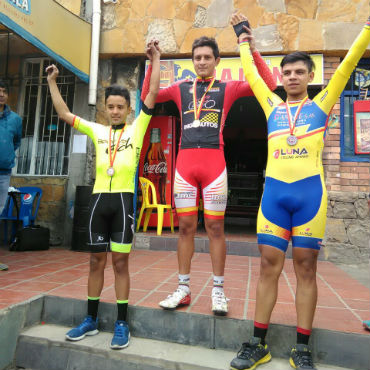 Podio CRI de Distrital Ruta