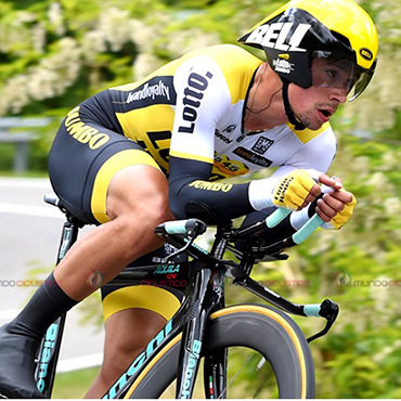 Primoz Roglic ganador de la cri del Giro de Italia este domingo (VIDEO)