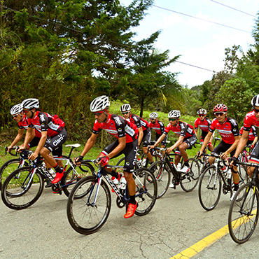 El Coldeportes-Claro será uno de los equipos mas fuertes de la próxima Vuelta a Colombia 2016
