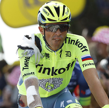 Alberto Contador se retiró del Tour de Francia este domingo