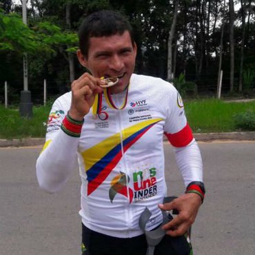 Álvaro Galvis, figura en el Nacional de Paracycling