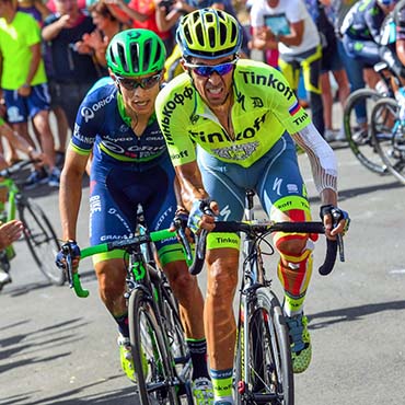 Alberto Contador perdió tiempo en la etapa de Lagos de Covadonga