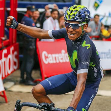 Quintana siguió los pasos de "Lucho" Herrera y se puso líder de la Vuelta a España en Lagos de Covadonga