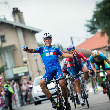 Vincenzo Albanese, primer líder del Tour del L'Avenir