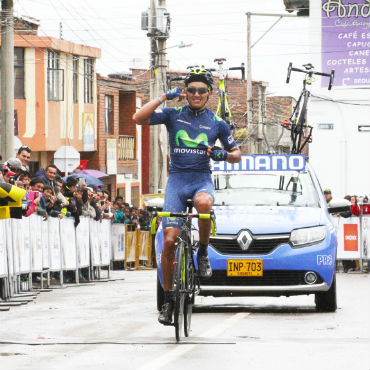 Brayan Ramírez, ganador de etapa y nuevo líder de Vuelta a Boyacá