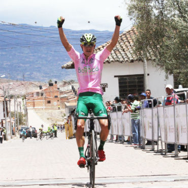 Miguel Eduardo Flórez ganador de tercera etapa y nuevo líder de Vuelta a Boyacá