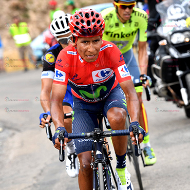 Nairo Quintana fime en liderato de la Vuelta a España