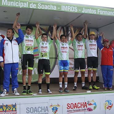 El Podio de la 1era jornada de la Clásica de Soacha con los líderes de las diferentes categorias