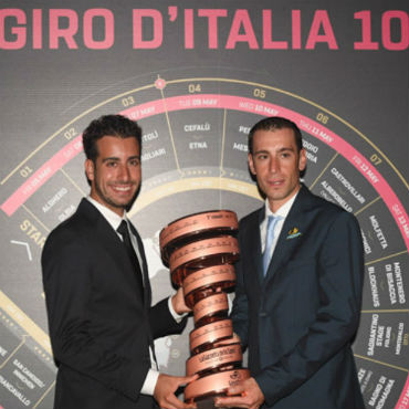 Vincenzo Nibali y Fabio Aru durante presentación del Giro 2017