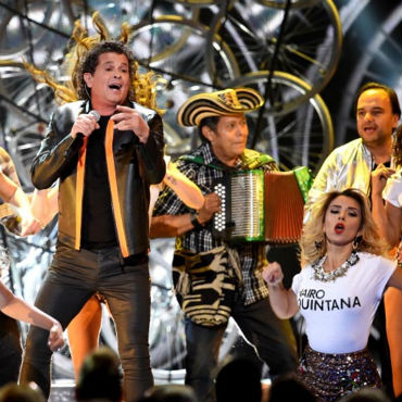 Noche de gala para el ciclismo colombiano en los Grammy con Carlos Vives