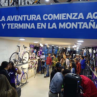 GIANT inauguró su primera Tienda Concepto en Bogotá el pasado Jueves 17 de Noviembre