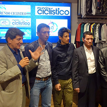 Mundo Ciclístico reunió la historia del ciclismo colombiano en la celebración de sus 40 años