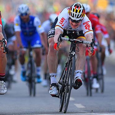 El “Gorila" Greipel le ganó por centímetros el duelo a su compatriota John Degenkolb