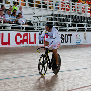 Fabian Puerta ingresó a la final del Keirin