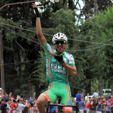 Gonzalo Najar, líder de Vuelta a Mendoza