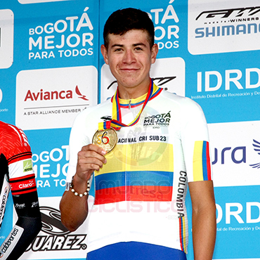 Julián Cardona ganador de la CRI del Campeonato Nacionales