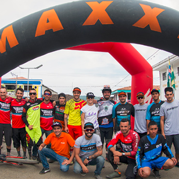 Maxxis arrasó con el podio de la I válida de la Copa Nacional de Enduro