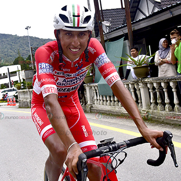 Egan Bernal atendió en exclusiva a la Revista Mundo Ciclístico desde Italia