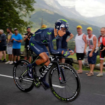 Nairo Quintana defiende liderato y la obtención de título en la CRI