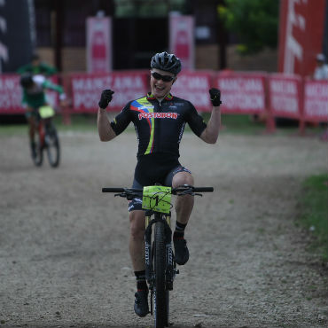 Santiago Mesa ganador de medalla de oro en Panamericano de MTB