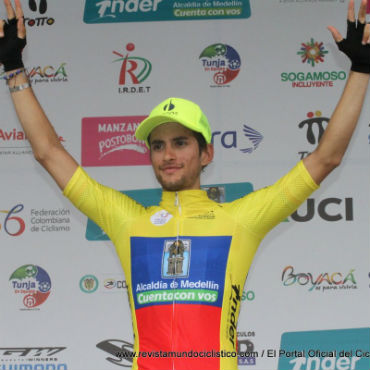 Sergio Martínez defiende liderato en Vuelta de la Juventud en la CRI