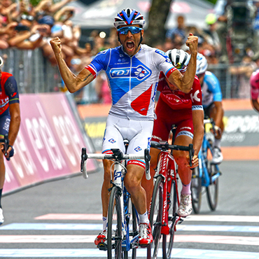 Thibaut Pinot ganador de etapa