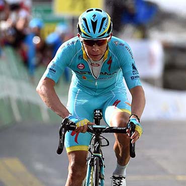 Miguel Ángel López uno de los colombianos en carrera