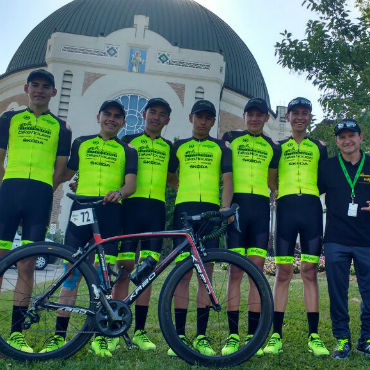 Equipo Fundación Esteban Chaves en Tour L’Abitibi en Canadá