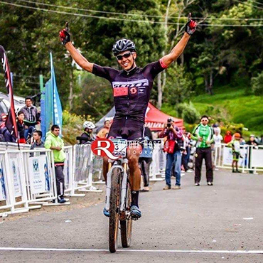 El equipo del Valle se alzó con la primera medalla de oro en los Campeonatos Nacionales de MTB 2017 (Foto©QuiqueRosero)