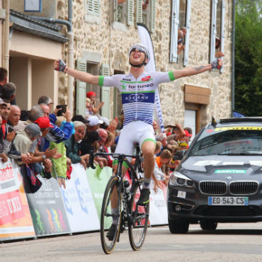 Elie Gesbert ganador de primera etapa de Tour de Limousin