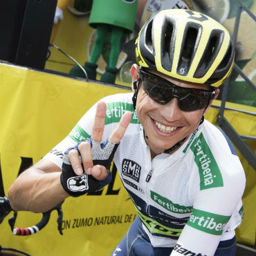 Esteban Chaves se mantiene segundo