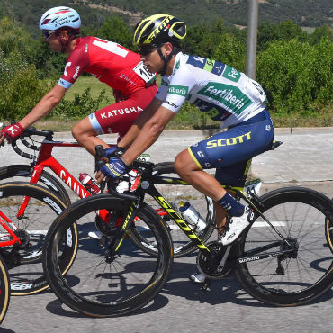 Esteban Chaves satisfecho con lo que viene realizando en la Vuelta