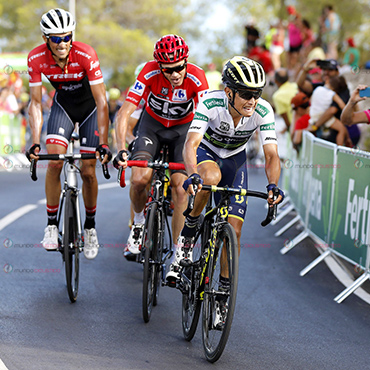 Esteban Chaves dice que la segunda semana de la Vuelta a España le favorece