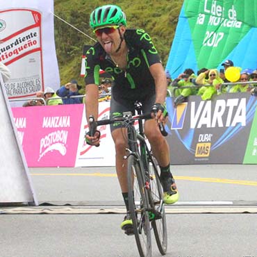 Juan Pablo Suárez se impuso en una espectacular 4a Etapa de la Vuelta a Co
