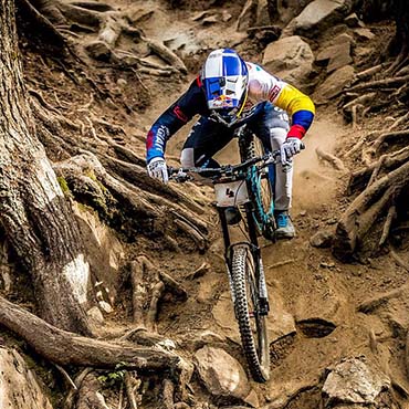 Marcelo Gutiérrez alcanzó su quinta victoria en el Crankworkx Garbanzo 2017 en Whistler, Canadá