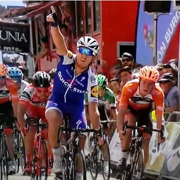 Matteo Trentin ganador de segunda etapa de Vuelta a Burgos