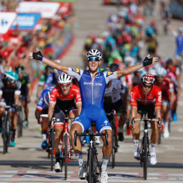 Matteo Trentin ganador de cuarta etapa