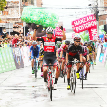 Nelson Soto triunfador este viernes de décima etapa de Vuelta a Colombi