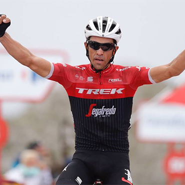 Alberto Contador se despide con una victoria épica