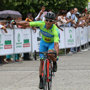 Edwin Avila fue el vencedor de la tercera etapa de la Vuelta a Antioquia