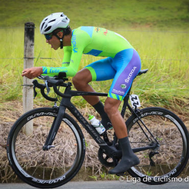 Juan Fernando Calle, uno de los ganadores de CRI de Vuelta Juvenil a Antioquia