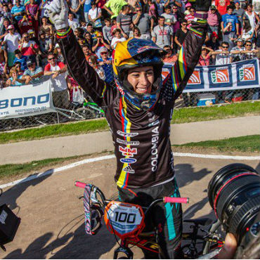 Mariana Pajón, la ganadora de la sexta válida de la Copa Mundo de BMX en Argentina
