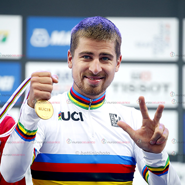 Peter Sagan por tercera vez consecutiva se proclamó campeón mundial de ruta