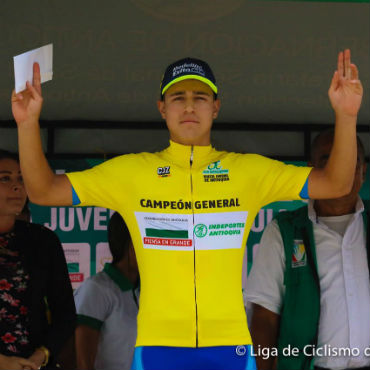 Víctor Ocampo, campeón de Vuelta Juvenil de Antioquia