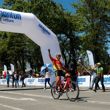 Adrián Alvarado vencedor de primera etapa de Vuelta a Chile