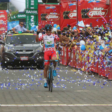 Jefferson Cepeda vencedor de quinta etapa de Vuelta a Guatemala