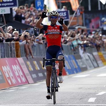 Nibali se hizo con una sensacional victoria en el último Monumento de la temporada 2017