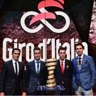 Tom Dumoulin, Fabio Aru, Vincenzo Nibali y Alberto Contador en presentación de Giro de Italia